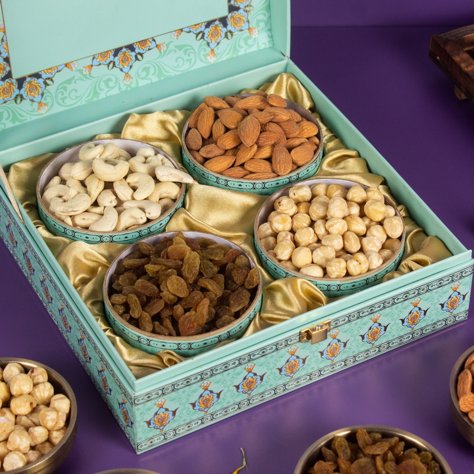 Gourmet Nut and Raisin Box - American Almonds, Cashews, Hazelnuts, and Raisins